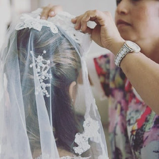  This Is Everything You Need to Know About Bridal Hair Prep